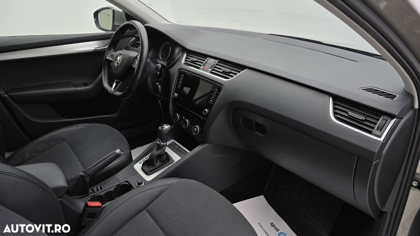 Skoda Octavia - 20
