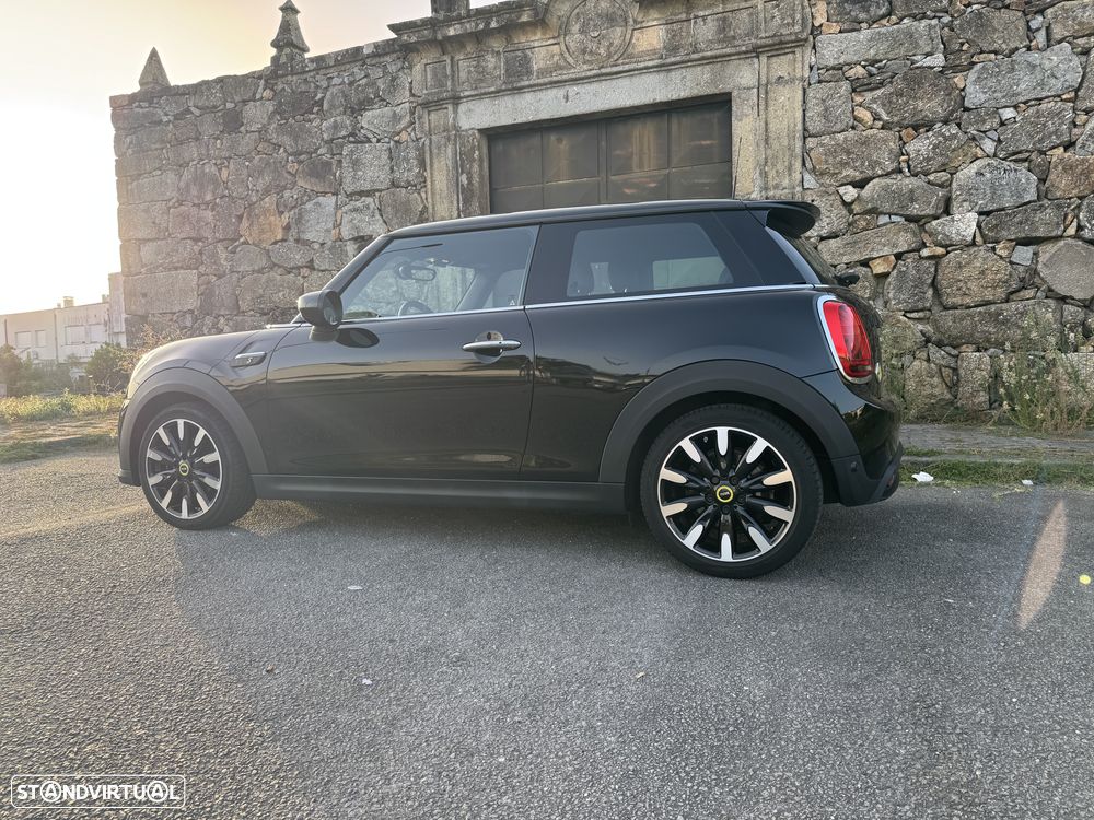 MINI 3 Portas Cooper SE Premium Classic - 9