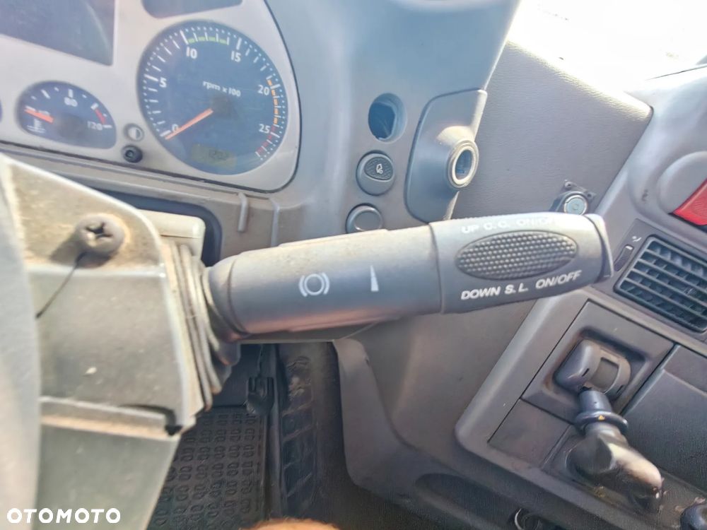 Iveco STRALIS - 11