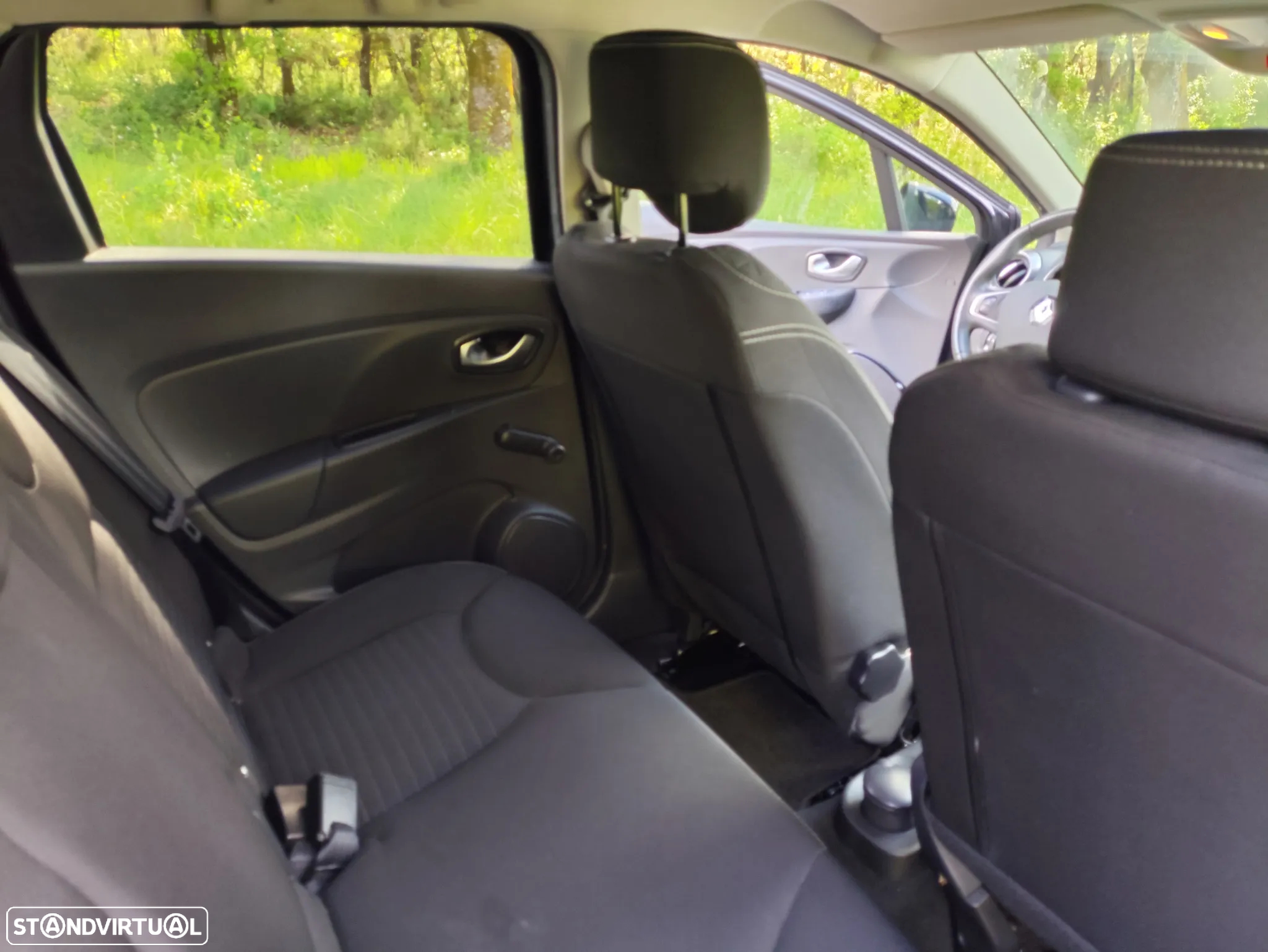 Renault Clio Sport Tourer 0.9 TCe Limited - 14