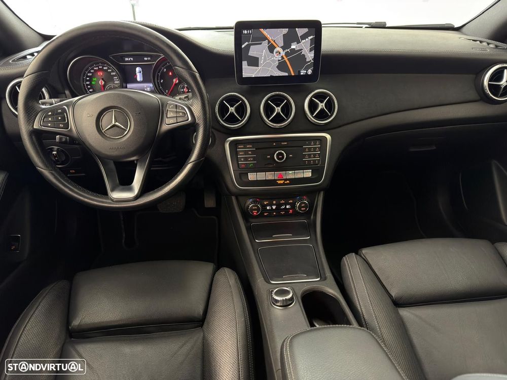 Mercedes-Benz CLA 220 (CDI) d 7G-DCT Urban - 16