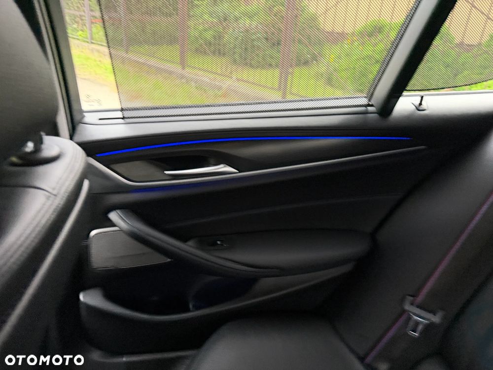 BMW Seria 5 540d xDrive mHEV M Sport sport - 32
