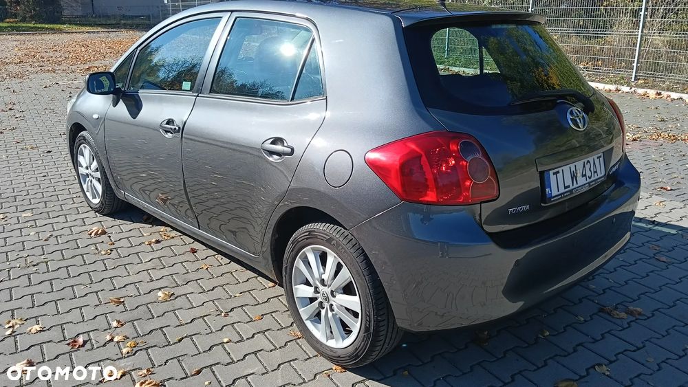 Toyota Auris 1.6 VVT-i Prestige - 8