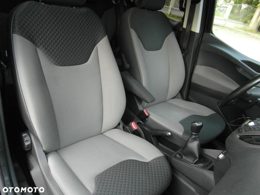 Ford Tourneo Courier 1.0 EcoBoost S&S Trend - 20