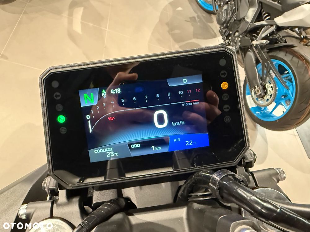 Yamaha MT - 21