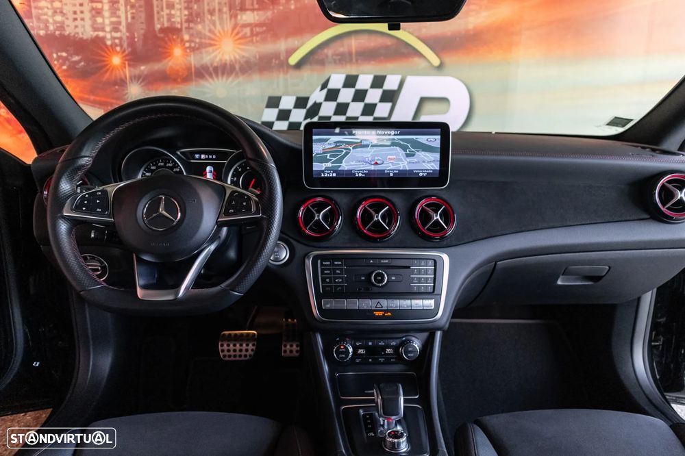 Mercedes-Benz CLA 45 AMG Shooting Brake 4-Matic - 13