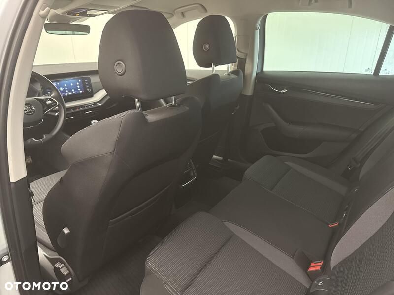 Skoda Octavia 1.5 TSI ACT Ambition - 21