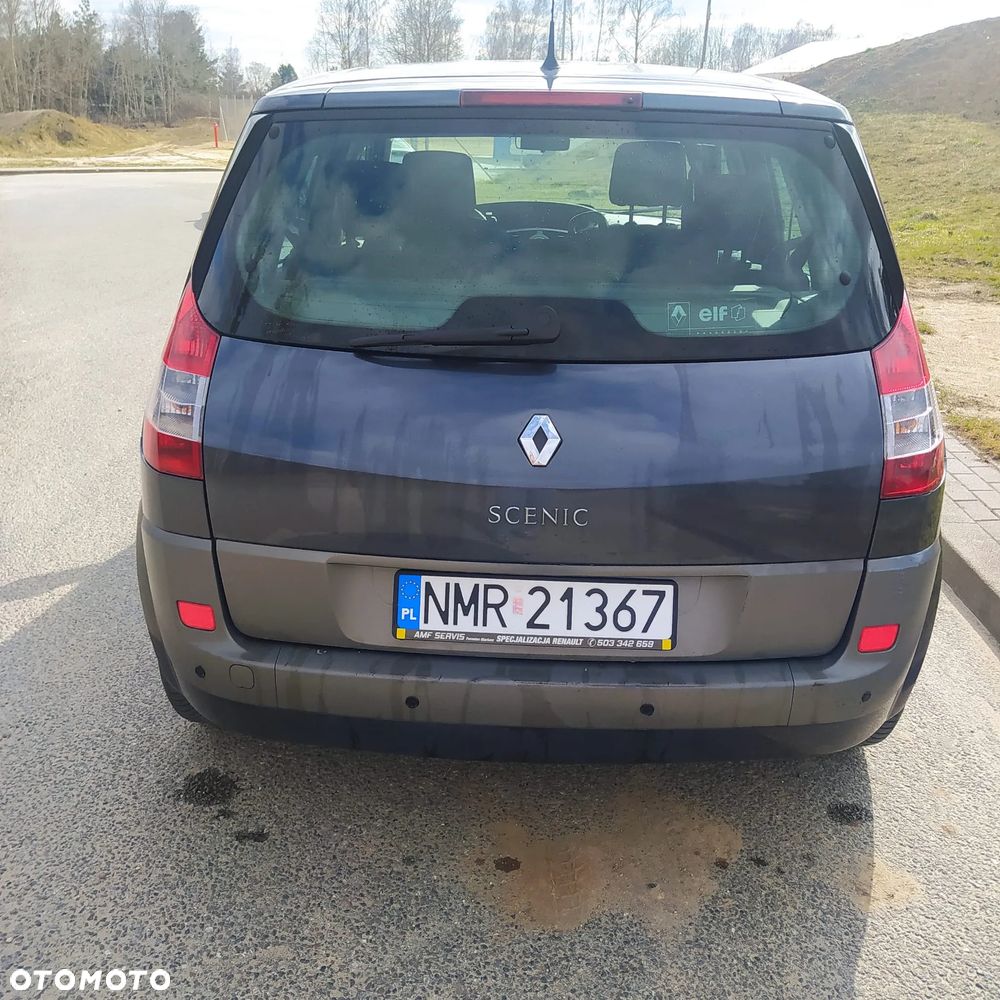 Renault Scenic 2.0 Confort Privilege - 3