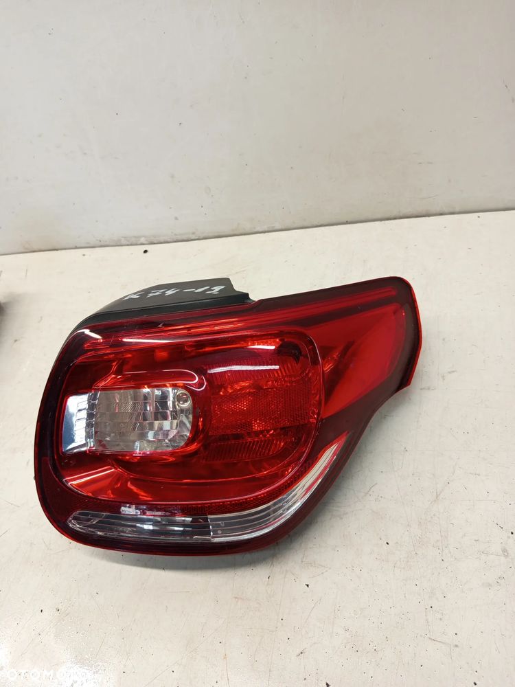 + LAMPA TYŁ TYLNA PRAWA CITROEN DS3 - 2
