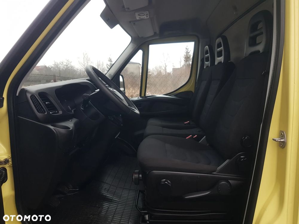 Iveco DAILY 8 EP KONTENER 4,15x2,22x2,21 KLIMA KRAJOWY 35S12 - 21
