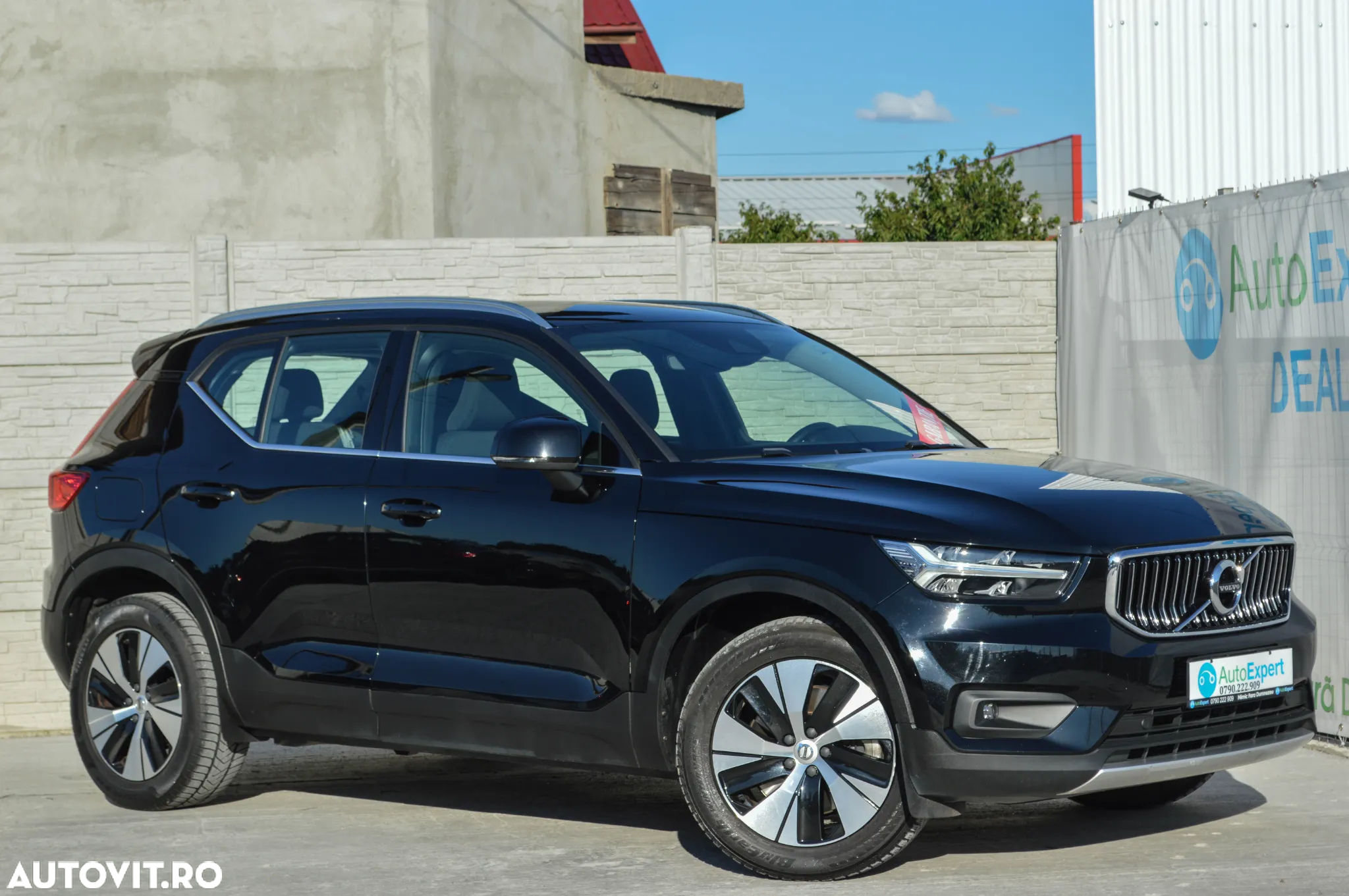 Volvo XC 40 Recharge T5 Twin Engine AT7 Inscription Expression - 11