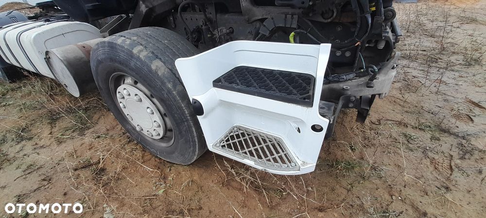 RENAULT PREMIUM DXI STOPNICA STOPIEŃ LEWY nr. 62/7 - 2