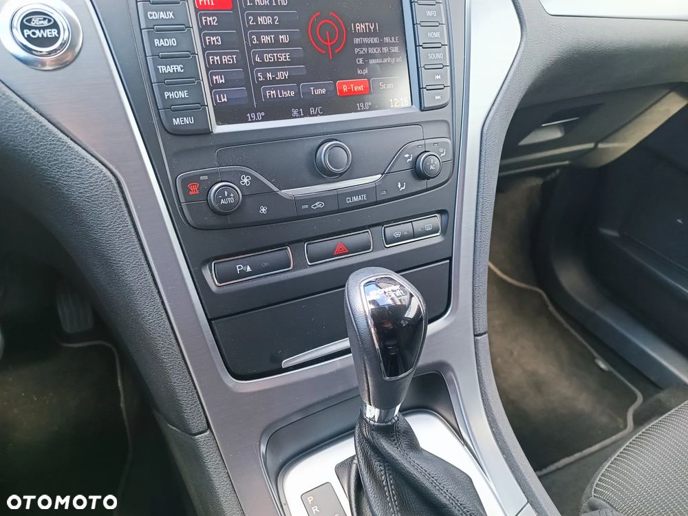 Ford Mondeo 2.0 EcoBoost Titanium - 20