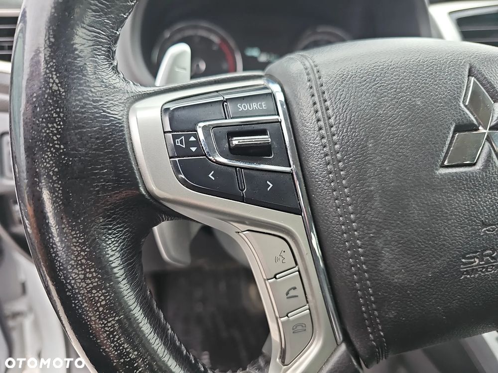 Mitsubishi L200 2021