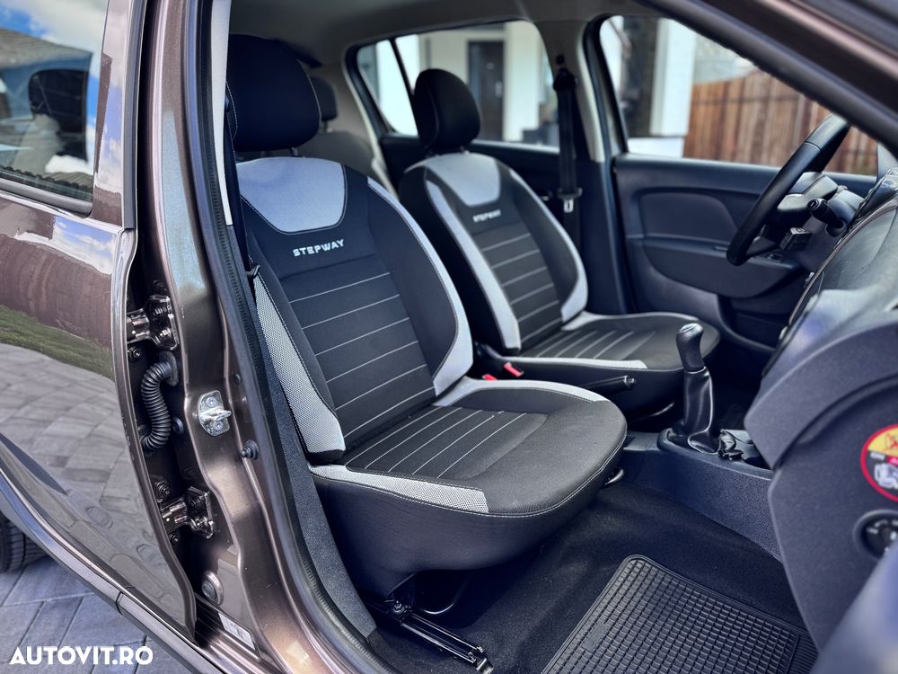 Dacia Sandero Stepway 0.9 TCe - 19