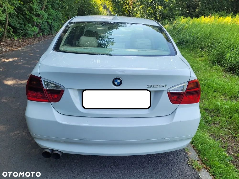 BMW Seria 3 325i - 5