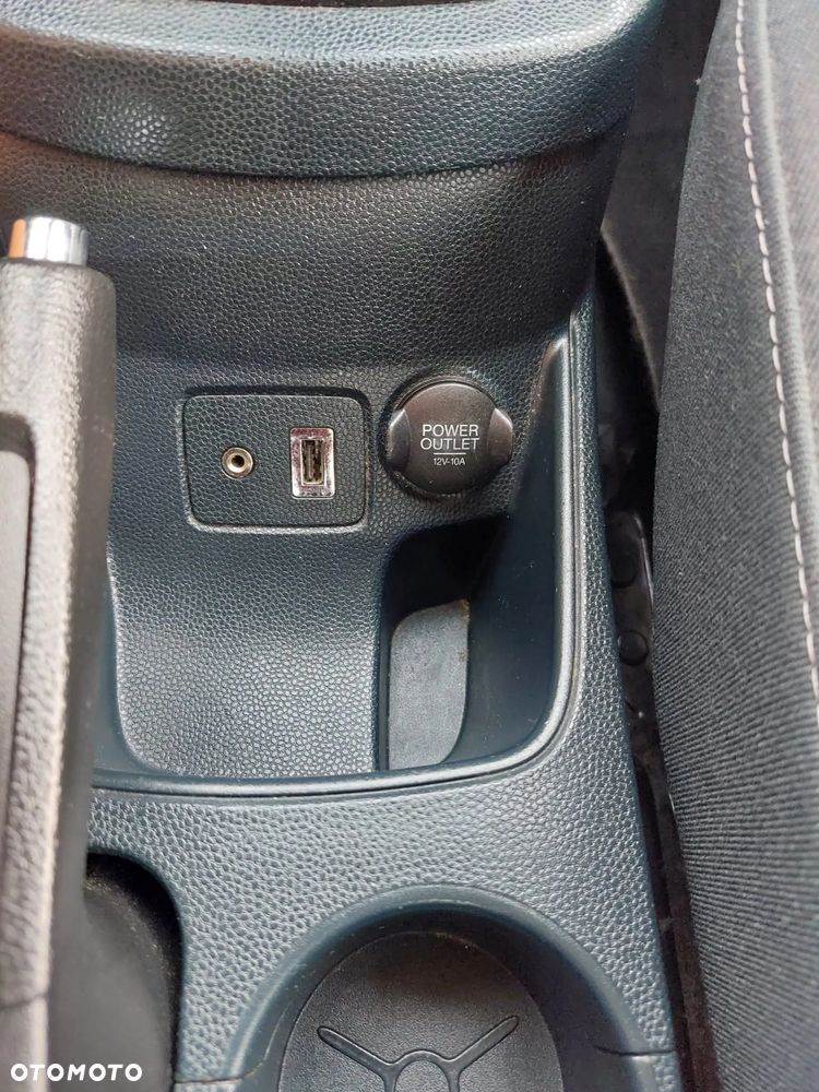 Ford Fiesta - 22