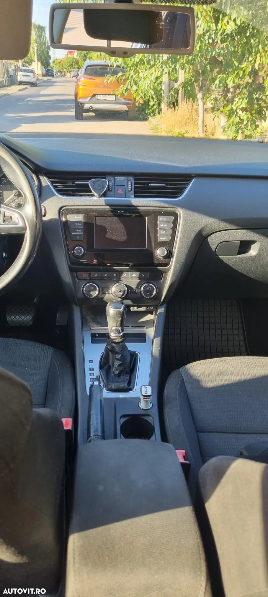 Skoda Octavia 2.0 TDI DSG Style - 6