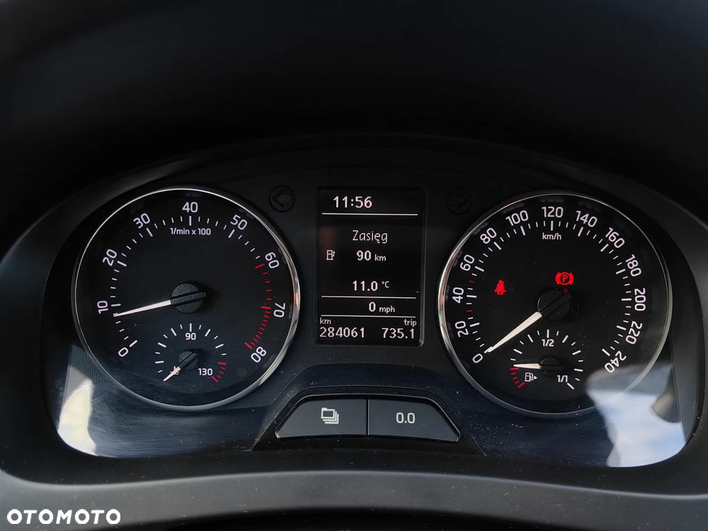 Skoda RAPID Spb 1.2 TSI Style Plus - 11