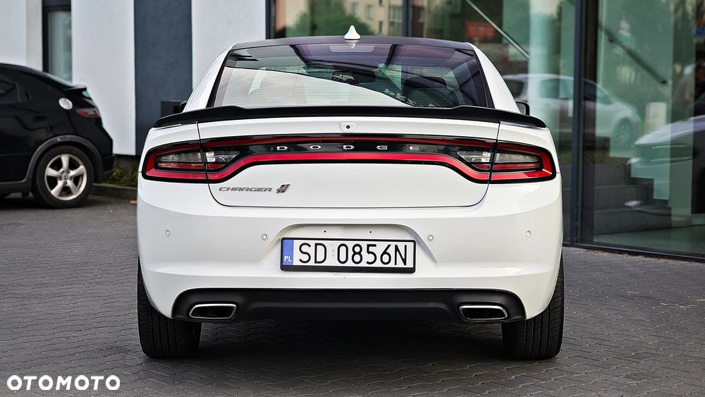 Dodge Charger - 3