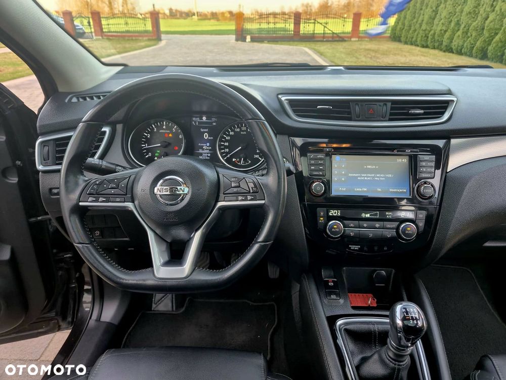 Nissan Qashqai 1.6 DIG-T Tekna - 27