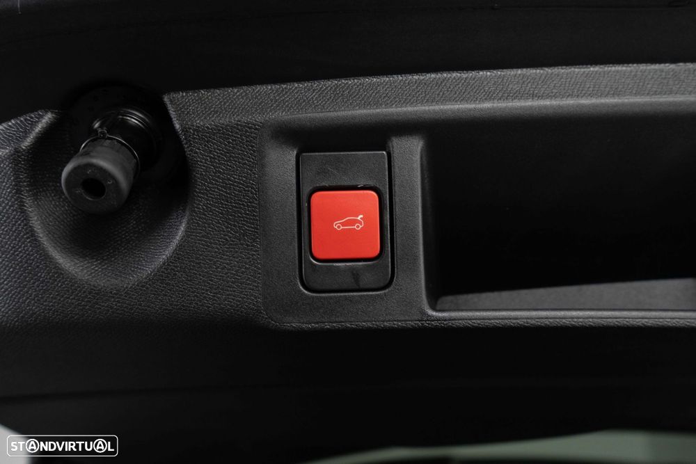 Peugeot 308 SW 1.6 Hybrid GT e-EAT8 - 17