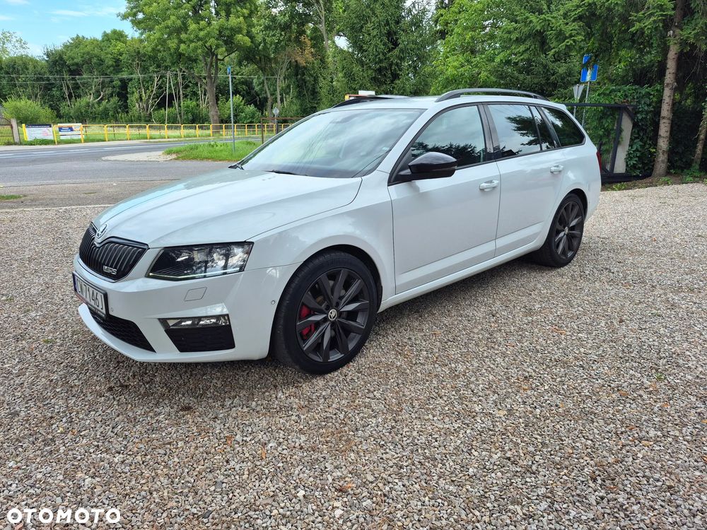 Skoda Octavia 2.0 TDI DSG RS - 1