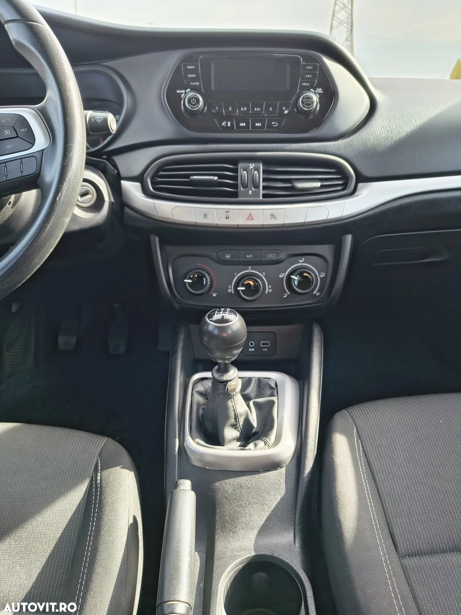 Fiat Tipo Kombi 1.4 16V Easy - 13