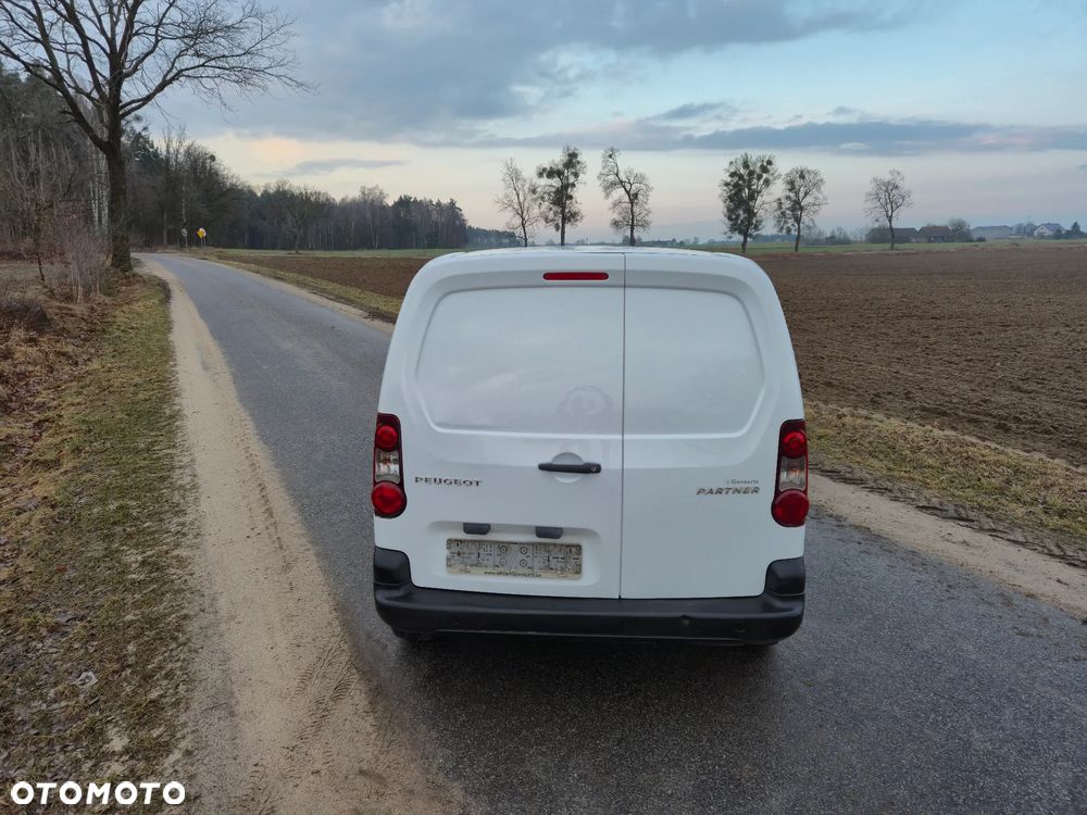Peugeot Partner - 24