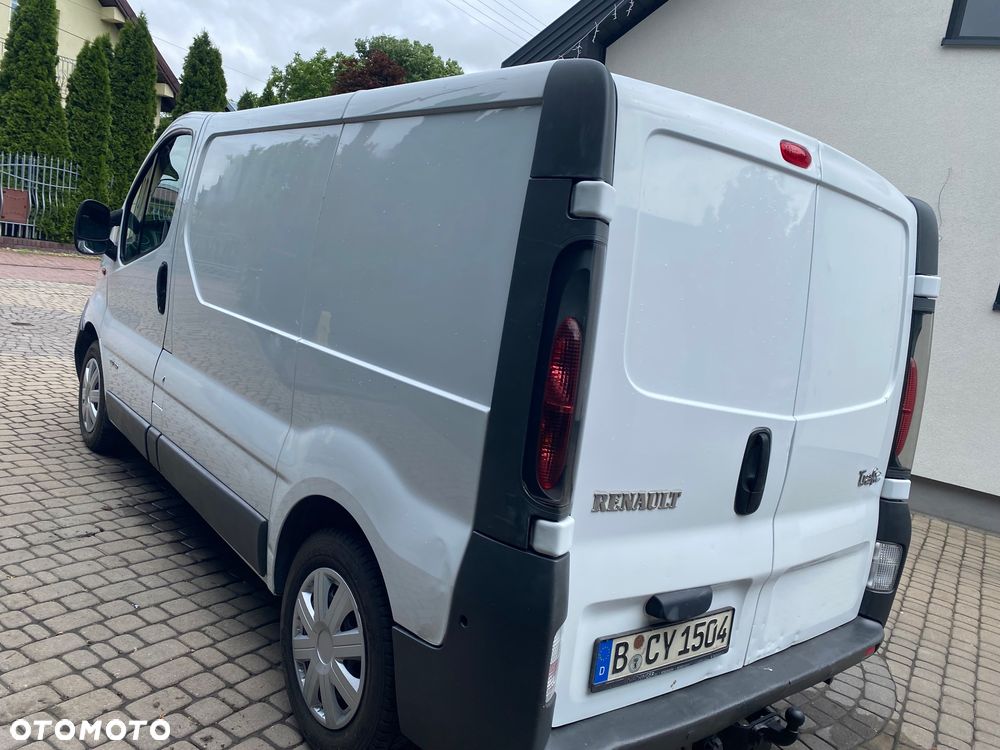 Renault Trafic - 2