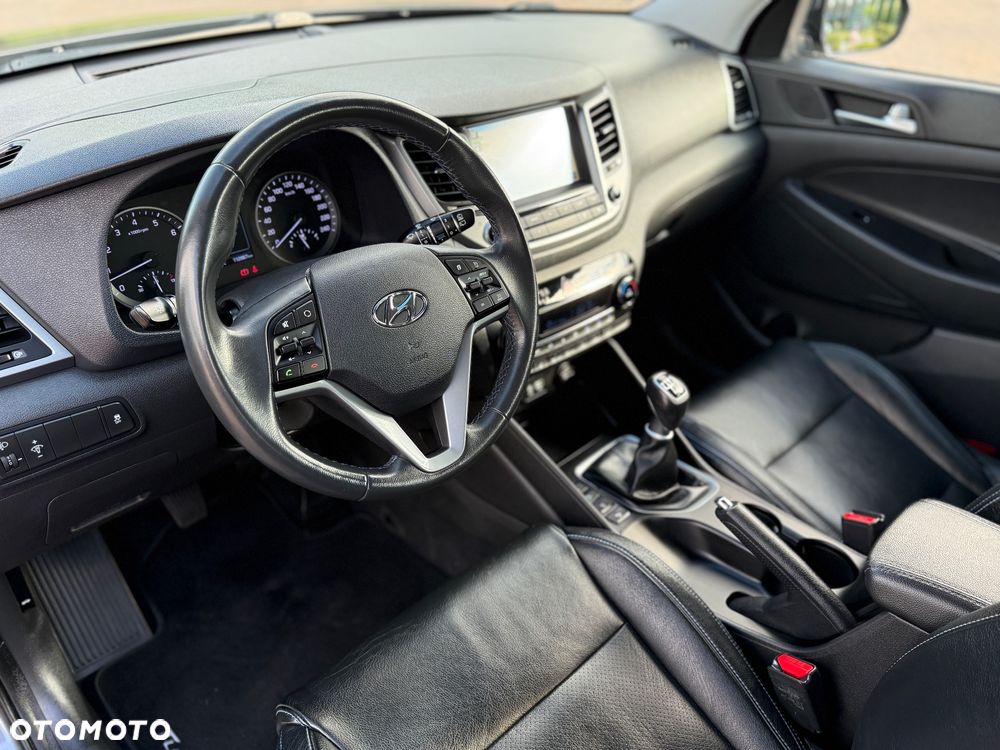Hyundai Tucson blue 1.6 GDi 2WD Navi - 19