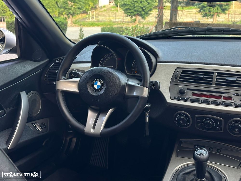 BMW Z4 2.2 - 24