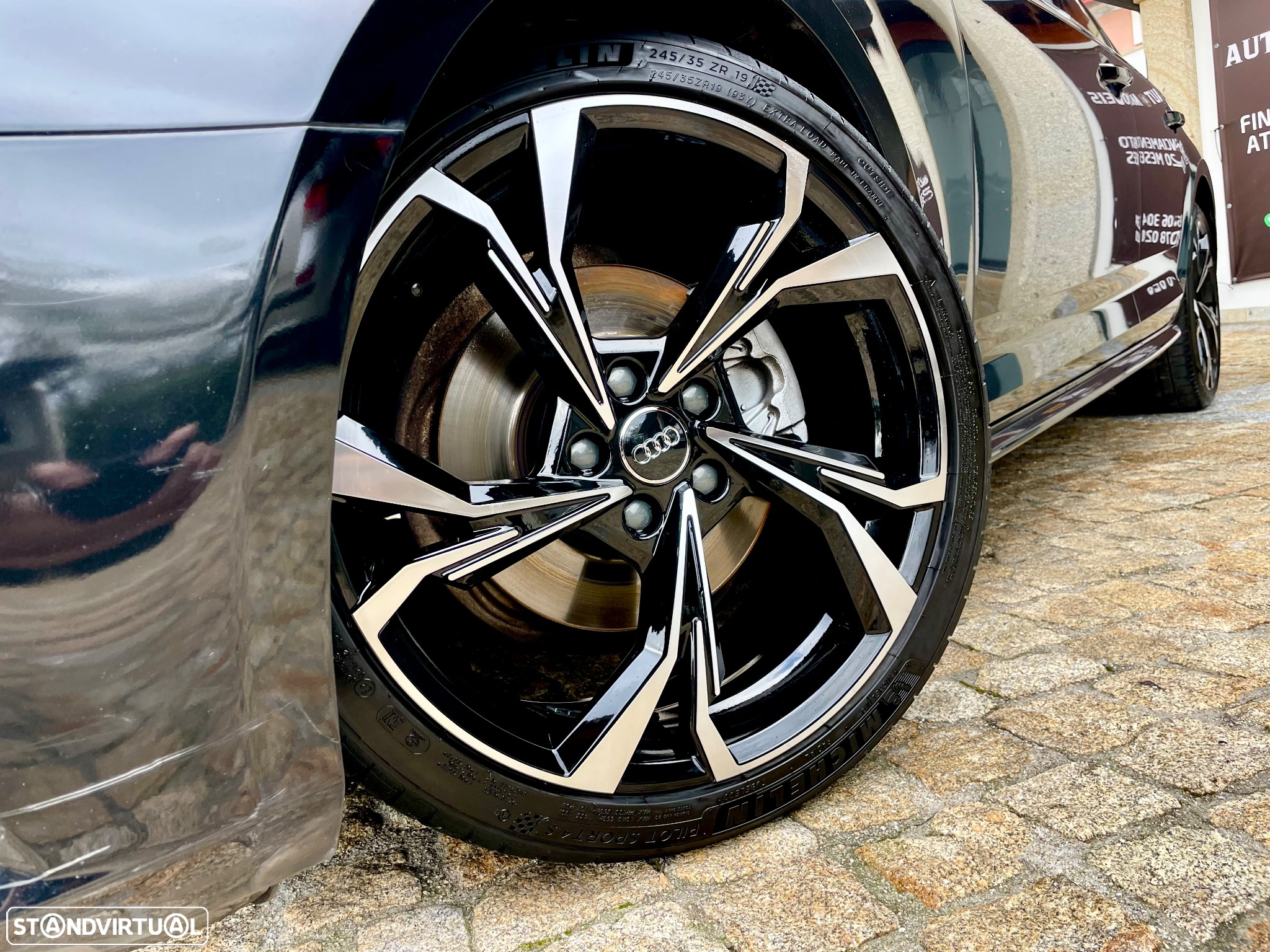 Audi A4 2.0 TDI Business Line S-line - 2