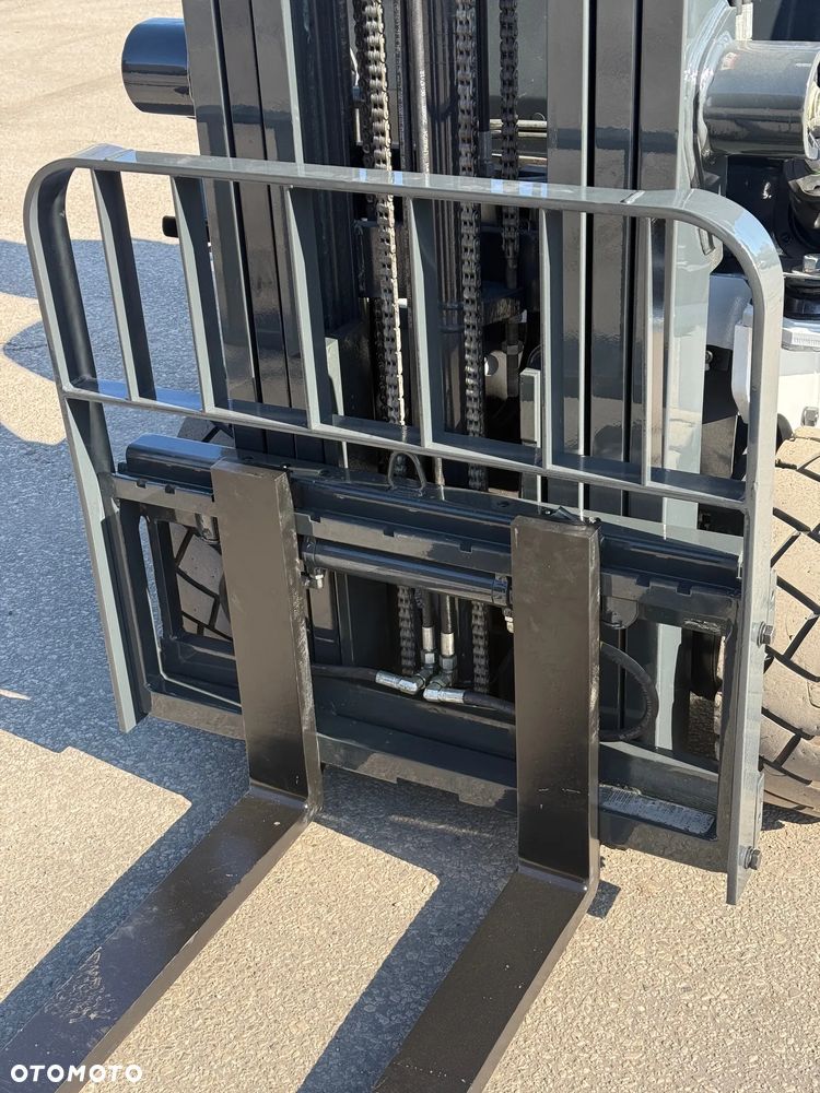 Nissan P1D1A15LQ - 5