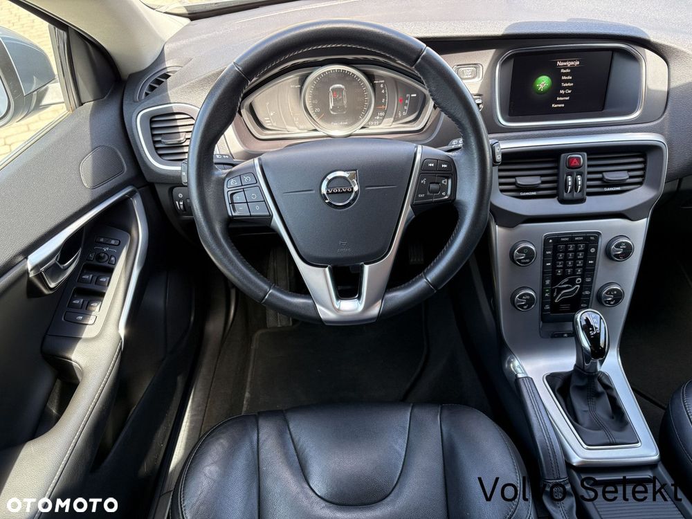 Volvo V40 - 21