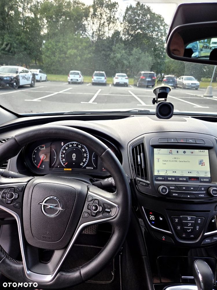Opel Insignia 2.0 CDTI - 8