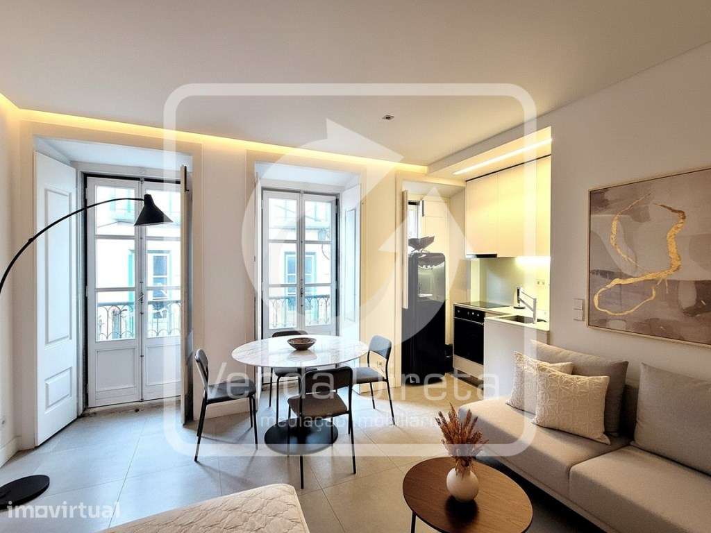Apartamento T0 em pleno centro histórico e turístico de Lisboa. - Grande imagem: 2/29