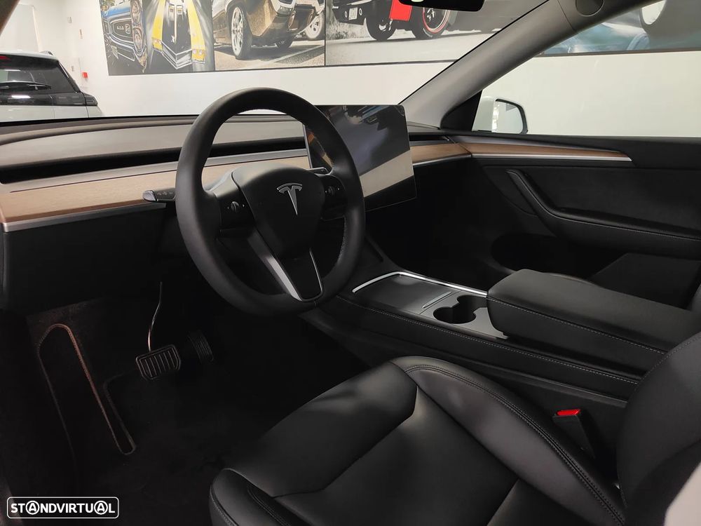 Tesla Model Y Tração Traseira - 7