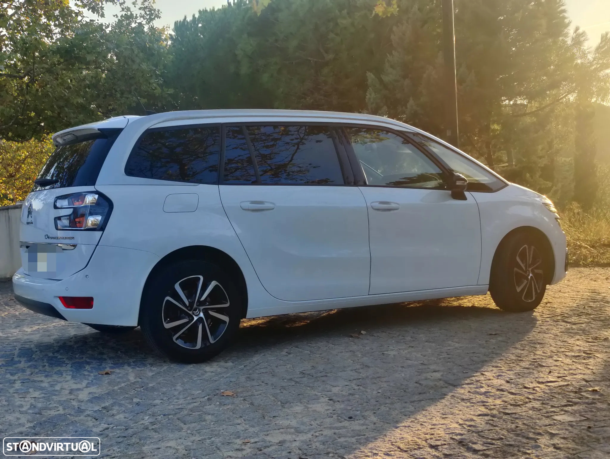 Citroën Grand C4 Spacetourer BlueHDi 130 Stop&Start EAT8 SHINE PACK - 5
