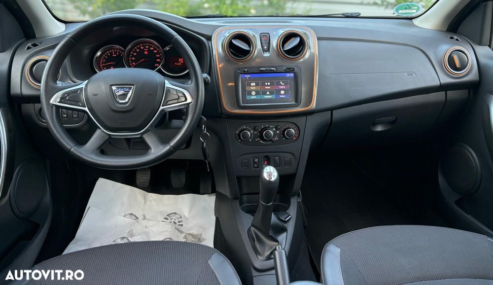 Dacia Logan Stepway 0.9 TCe - 19