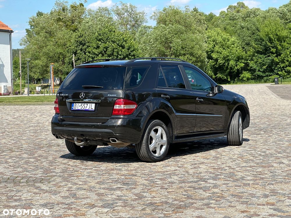 Mercedes-Benz ML - 7