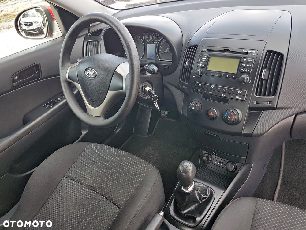 Hyundai i30 1.4 Blue Comfort - 23