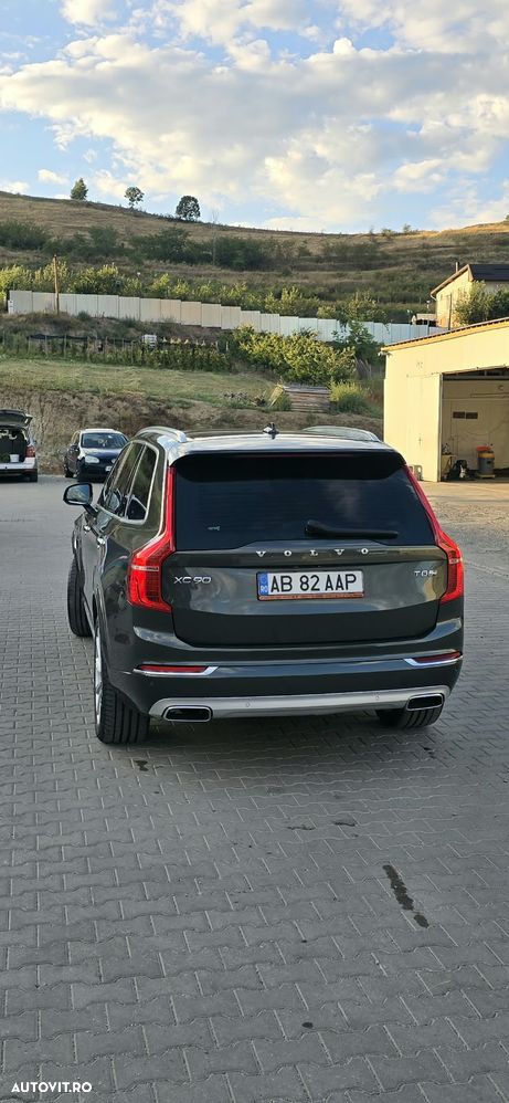 Volvo XC 90 - 4