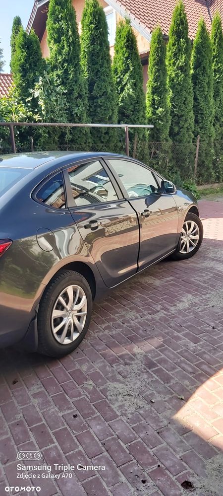 Opel Astra 1.6 Active - 3