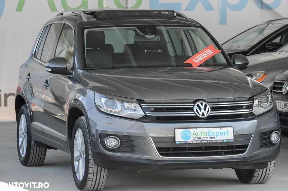Volkswagen Tiguan 2.0 TDI DPF 4Motion BlueMotion Technology DSG Lounge Sport & Style - 30