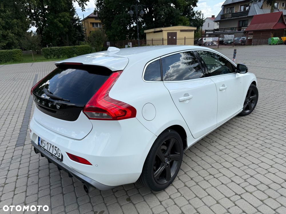 Volvo V40 D2 R-Design Summum - 7