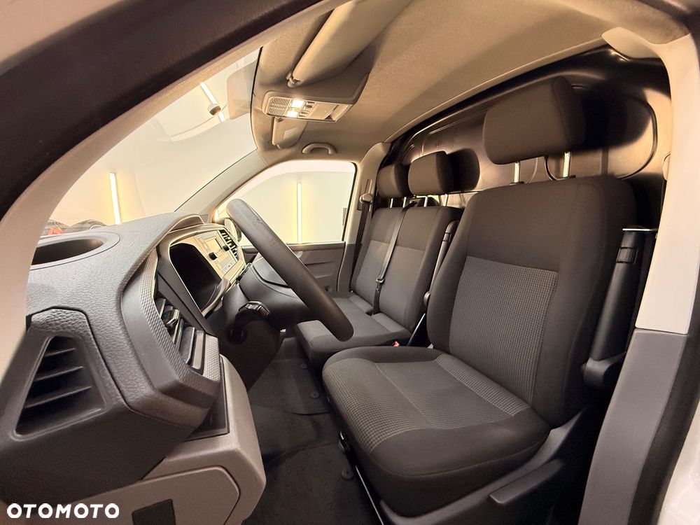 Volkswagen Transporter - 13