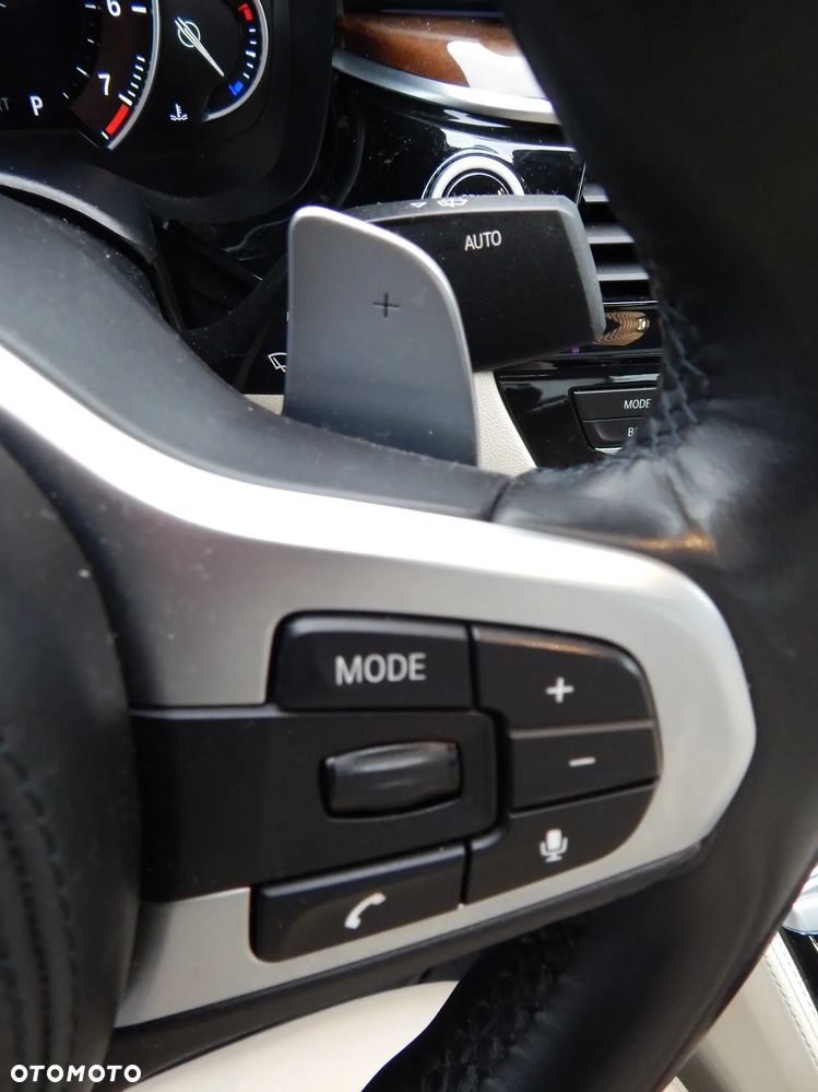 BMW Seria 5 530i M Sport Edition - 19