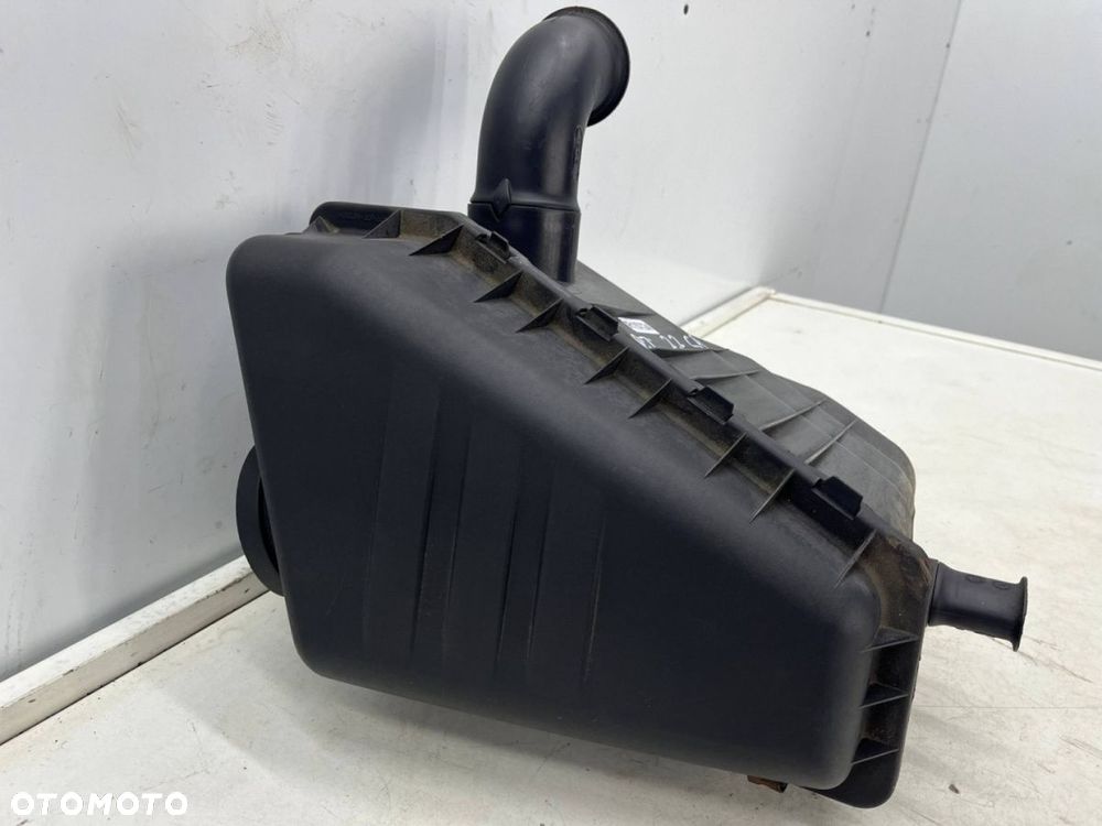 Obudowa filtra powietrza Chrysler PT Cruiser 00-10r. 2.2 CRD diesel 04891456ae - 3