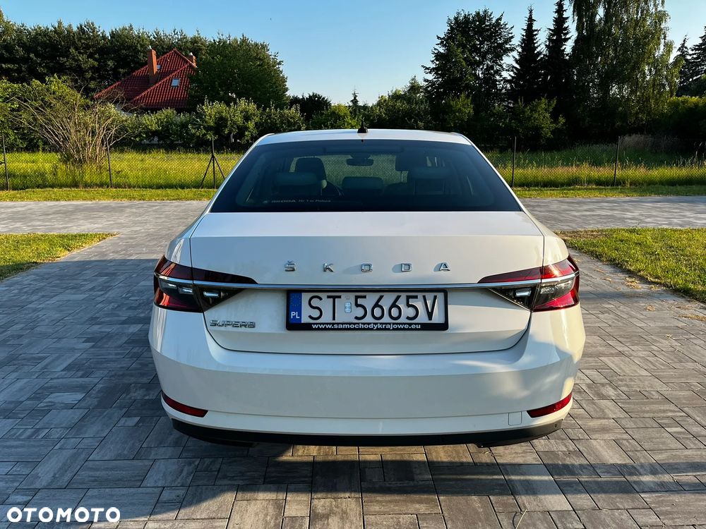 Skoda Superb 2.0 TDI Style DSG - 4